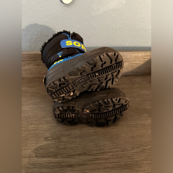 Sorel Commander Waterproof Insulated Winter Boots - Picture 12 of 14